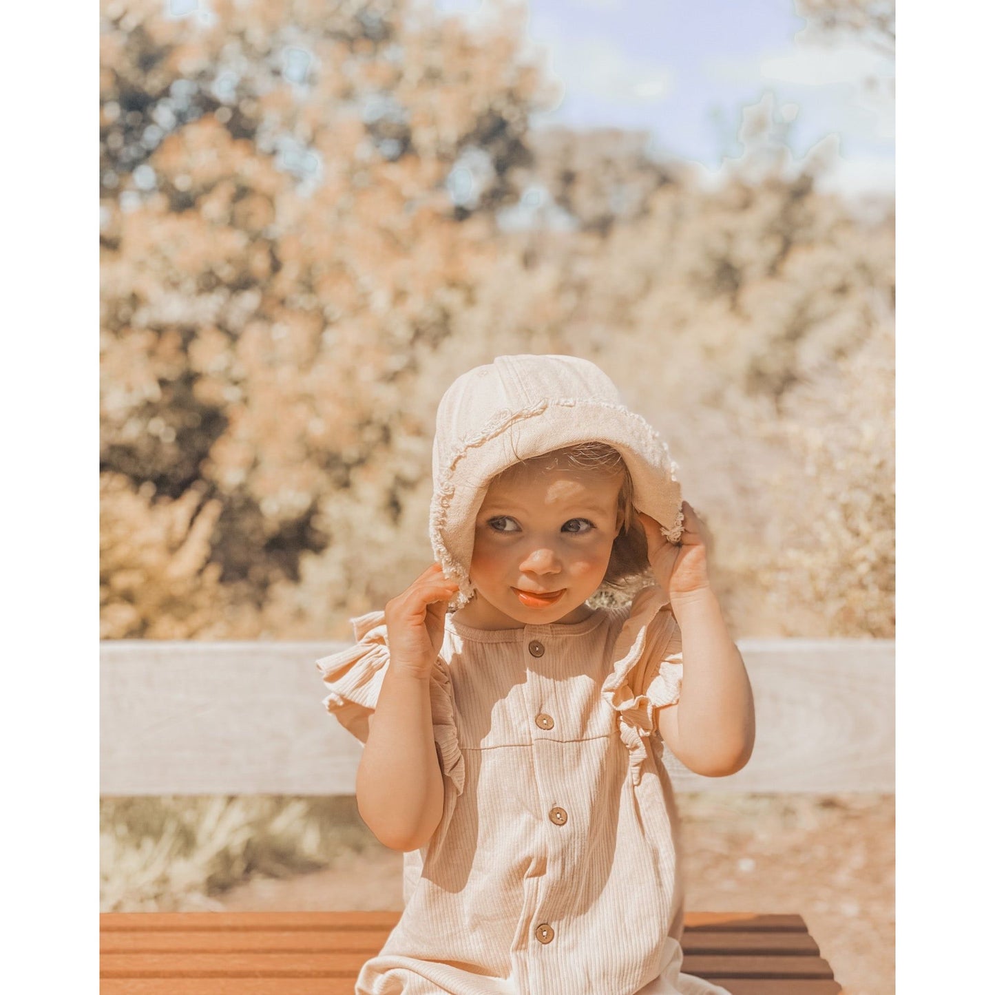 Bucket Hat Beige