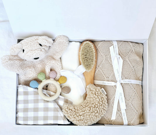 Luxury Beige Gingham Hamper
